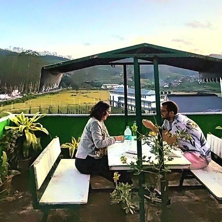 Greenview Holiday Inn มุนนาร์ ภายนอก รูปภาพ